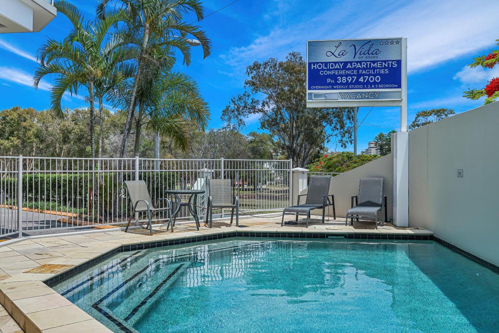 Aparthotel La Vida On Anzac à Redcliffe Extérieur photo