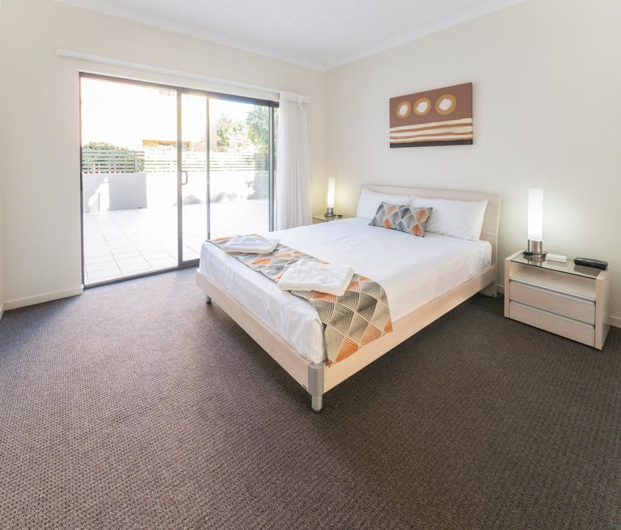 Aparthotel La Vida On Anzac à Redcliffe Extérieur photo