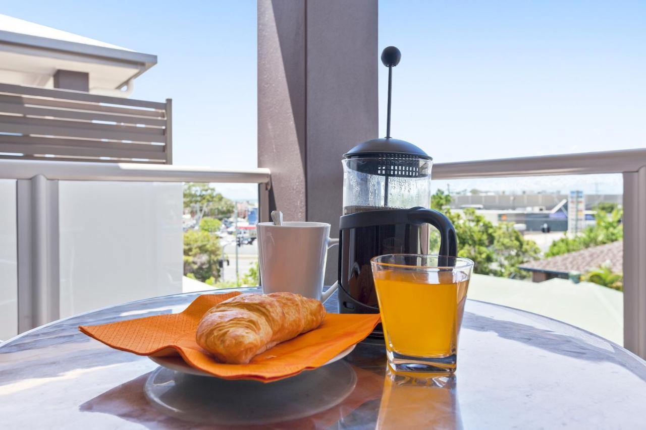 Aparthotel La Vida On Anzac à Redcliffe Extérieur photo