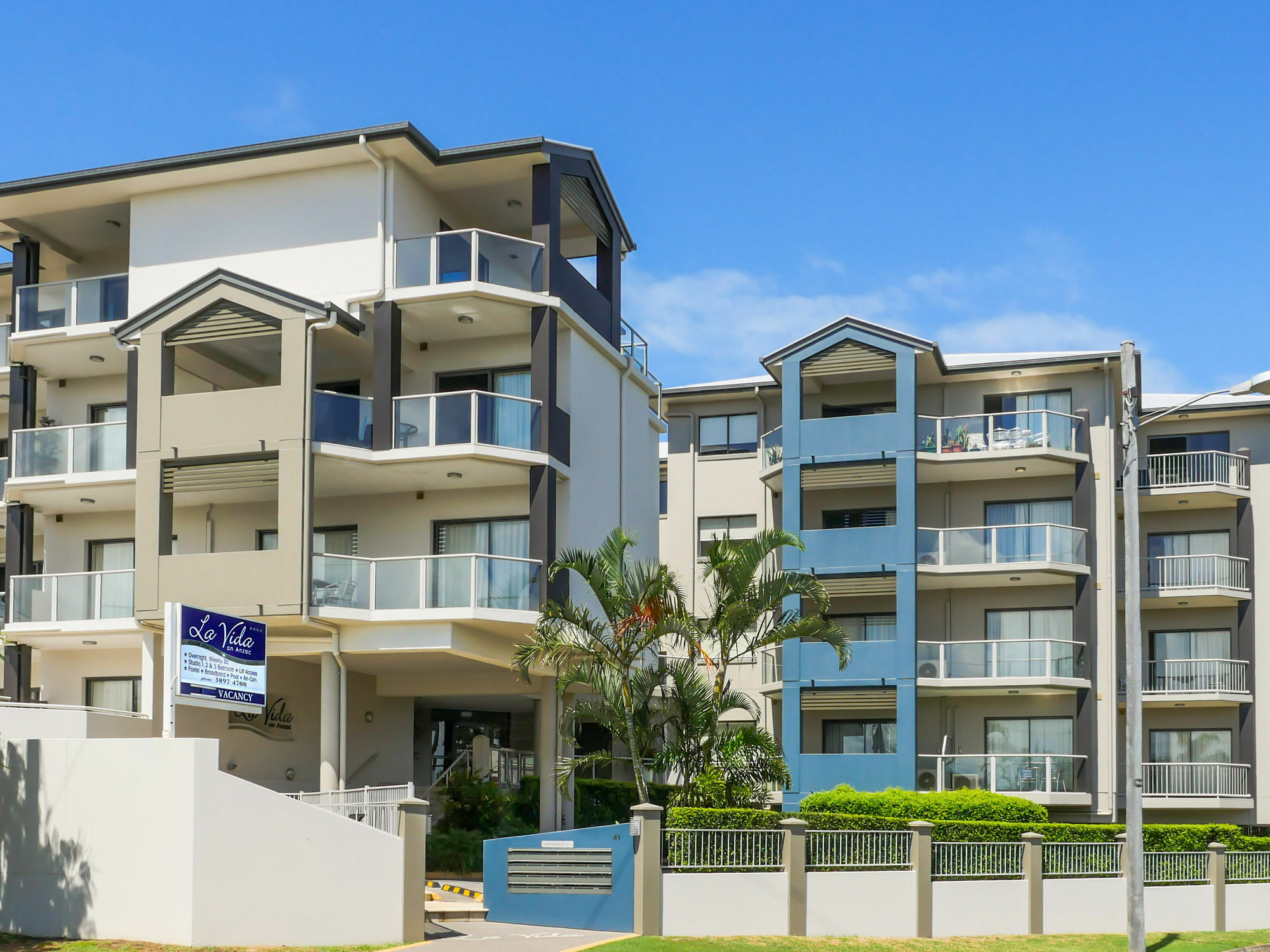 Aparthotel La Vida On Anzac à Redcliffe Extérieur photo