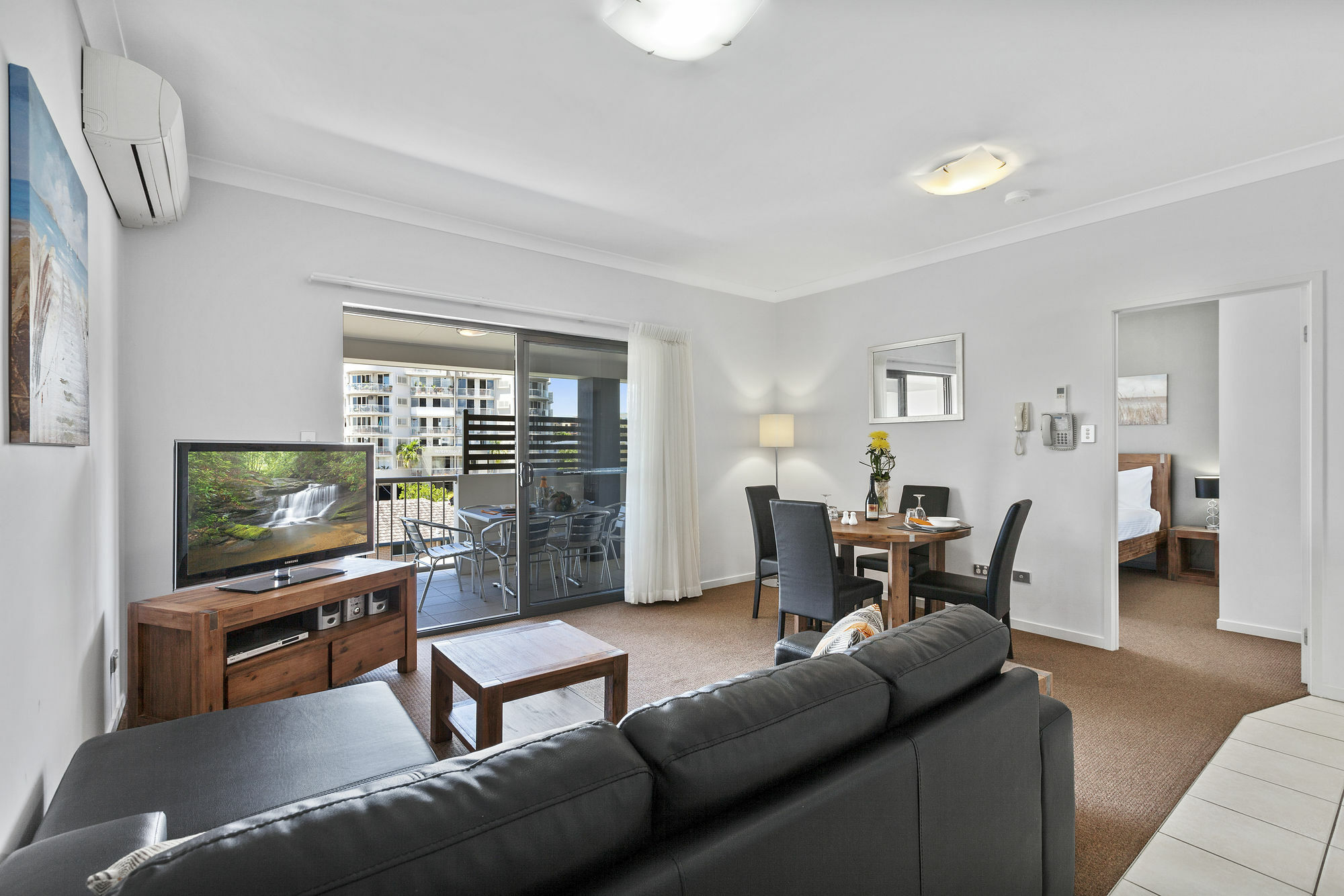 Aparthotel La Vida On Anzac à Redcliffe Extérieur photo